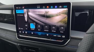 2025 Volkswagen 2.0 TSI R-Line DSG 4Motion Euro 6 5-door (Purple) - Image: 16