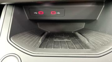 2025 SEAT 1.0 TSI FR Black Edition DSG Euro 6 5-door (Multicolour) - Image: 13