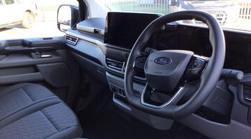 2025 Ford 2.0 320 EcoBlue Limited Auto LH1 Euro 6 5-door (Black) - Image: 6