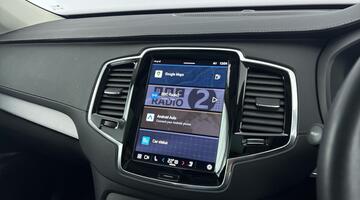 2023 Volvo 2.0 B5 MHEV Plus Auto 4WD Euro 6 5-door (Silver) - Image: 7