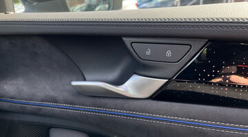 2025 Volkswagen ETSI MHEV R-Line DSG Euro 6 5-door (Black) - Image: 45