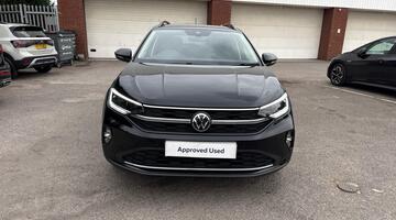 2025 Volkswagen 1.0 TSI Match DSG Euro 6 5-door (Black) - Image: 18