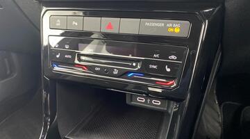 2024 Volkswagen 1.0 TSI R-Line DSG Euro 6 5-door (Grey) - Image: 7