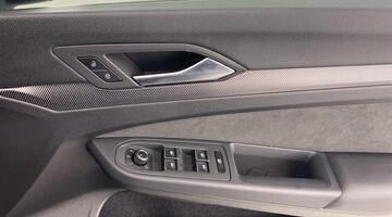 2025 Volkswagen TSI R-Line Euro 6 5-door (Black) - Image: 20