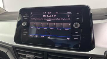 2025 Volkswagen TSI Match Euro 6 5-door (Grey) - Image: 15