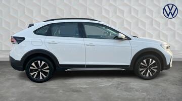2025 Volkswagen 1.0 TSI Life Euro 6 5-door (White) - Image: 4