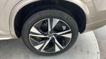 2022 Volvo 2.0 B5 MHEV Plus Auto 4WD Euro 6 5-door (Unlisted) - Image: 32