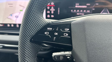 2025 Audi 2.0 TFSI S line S Tronic Euro 6 5-door (Red) - Image: 36