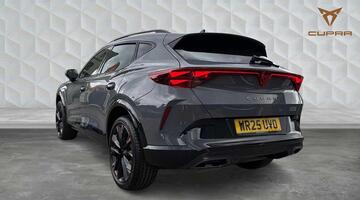 2025 CUPRA ETSI V3 DSG Euro 6 5-door (Grey) - Image: 3