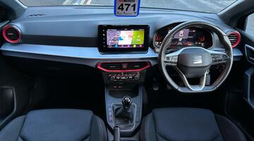 2023 SEAT 1.0 TSI FR Euro 6 5-door (Black) - Image: 8