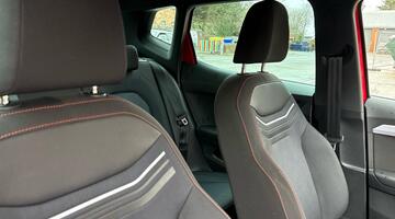 2024 SEAT TSI FR DSG Euro 6 5-door (Red) - Image: 30