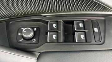 2024 Volkswagen 2.0 TDI R-Line DSG Euro 6 5-door (Grey) - Image: 19