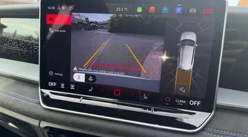 2025 Volkswagen TSI eHybrid 19.7kWh R-Line Edition DSG Euro 6 5-door (White) - Image: 39