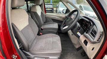 2025 Volkswagen TSI eHybrid 19.7kWh Ocean DSG 4Motion Euro 6 4-door (Red) - Image: 41