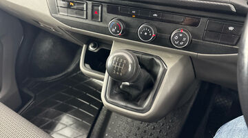 2022 Volkswagen 2.0 TDI T3Highline FWD SWB Euro 6 5-door (White) - Image: 7