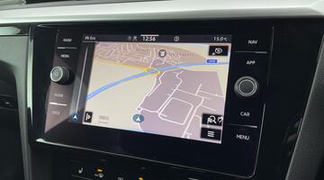 2024 Volkswagen TSI 13kWh R-Line Shooting Brake DSG Euro 6 5-door (Black) - Image: 29