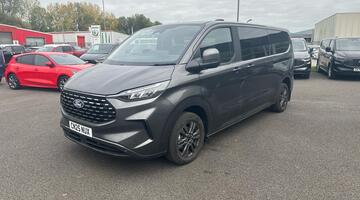 2025 Ford 2.0 320 EcoBlue Titanium Luxe Auto LEuro 6 5-door (Grey) - Image: 18