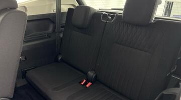 2022 Volkswagen 2.0 TDI Life DSG Euro 6 5-door (Blue) - Image: 36