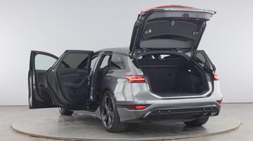 2025 Audi 100kWh Launch Edition Auto quattro 5-door (Grey) - Image: 11