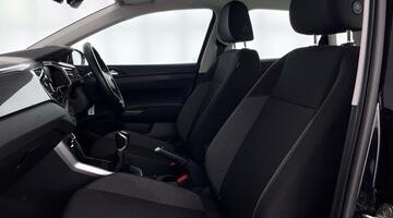 2022 Volkswagen 1.0 TSI Life Euro 6 5-door (Black) - Image: 36