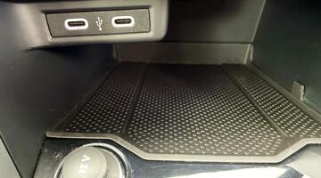 2022 Volkswagen TSI Life Euro 6 5-door (White) - Image: 25