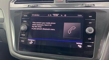 2022 Volkswagen TSI R-Line DSG Euro 6 5-door (Black) - Image: 13