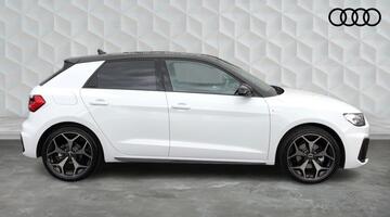 2025 Audi 1.0 TFSI 30 Black Edition Sportback S Tronic Euro 6 5-door (White) - Image: 4