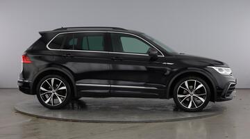 2021 Volkswagen TSI R-Line DSG Euro 6 5-door (Black) - Image: 4