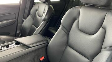 2019 Volvo 2.0 T4 Edition Auto Euro 6 5-door (Red) - Image: 37