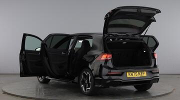 2025 Volkswagen TSI R-Line Euro 6 5-door (Black) - Image: 11