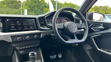 2025 Audi TFSI 35 Black Edition Sportback S Tronic Euro 6 5-door (White) - Image: 9