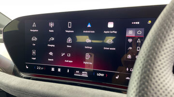 2025 Audi Sportback Edition 1 e-tron performance 270,00 kW (Blue) - Image: 18