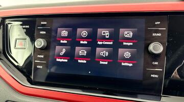 2019 Volkswagen 2.0 TSI GTI+ DSG Euro 6 5-door (White) - Image: 18