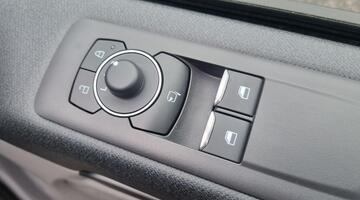 2025 Ford 340 65kWh Titanium Auto L1 5-door (Grey) - Image: 10