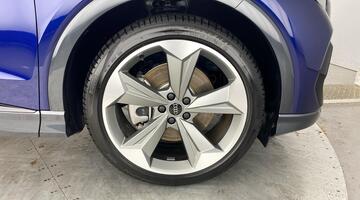 2025 Audi 45 Black Edition Sportback Auto 5-door 82kWh (Blue) - Image: 5