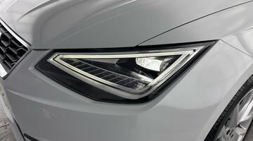 2025 SEAT 1.0 TSI FR DSG Euro 6 5-door (White) - Image: 36