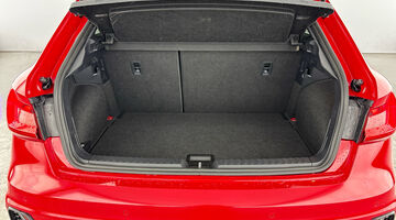 2025 Audi 1.0 TFSI 30 S line Sportback S Tronic Euro 6 5-door (Red) - Image: 31