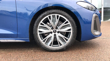 2025 Audi 2.0 TFSI S line Saloon S Tronic Euro 6 5-door (Blue) - Image: 5