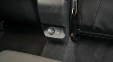 2024 Ford 1.0T EcoBoost MHEV ST-Line Euro 6 5-door (Red) - Image: 37