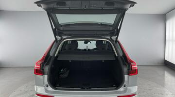 2025 Volvo 2.0 B5 MHEV Plus Pro Auto Euro 6 5-door (Grey) - Image: 12