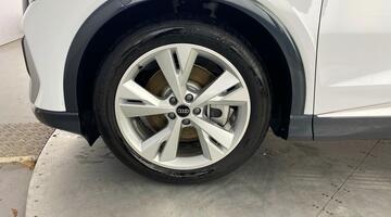 2025 Audi 45 S line Auto 5-door 82kWh (White) - Image: 40