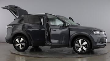 2024 Volkswagen ETSI MHEV Match DSG Euro 6 5-door (Grey) - Image: 10