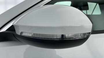 2022 Volkswagen TSI R-Line DSG Euro 6 5-door (White) - Image: 34