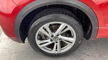 2023 Volkswagen TSI R-Line DSG Euro 6 5-door (Red) - Image: 22