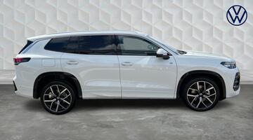 2025 Volkswagen TSI eHybrid 19.7kWh R-Line DSG Euro 6 5-door (White) - Image: 4