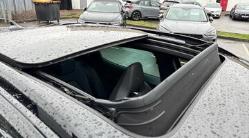 2025 CUPRA 2.0 TSI VZDSG 4-doorive Euro 6 5dr (Black) - Image: 27