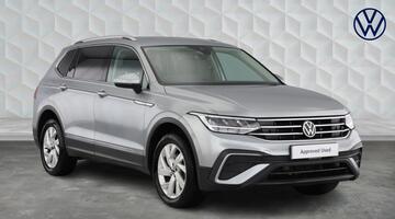 2021 Volkswagen 2.0 TDI Life DSG Euro 6 5-door (Silver) - Image: 1