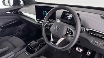 2025 Volkswagen Pro 77kWh Black Edition Auto 5-door (Black) - Image: 6