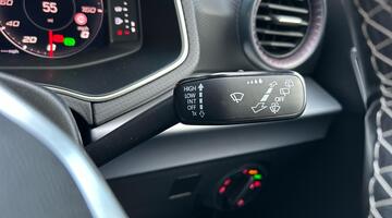 2022 SEAT 1.0 TSI XCELLENCE Lux DSG Euro 6 5-door (Red) - Image: 21