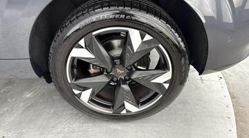 2025 CUPRA ETSI V2 DSG Euro 6 5-door (Grey) - Image: 37